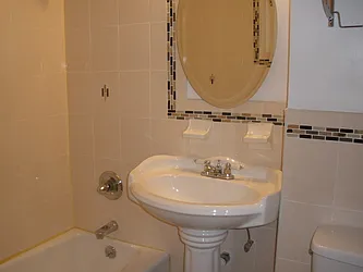 Rented by Elinor Taasa, LREB