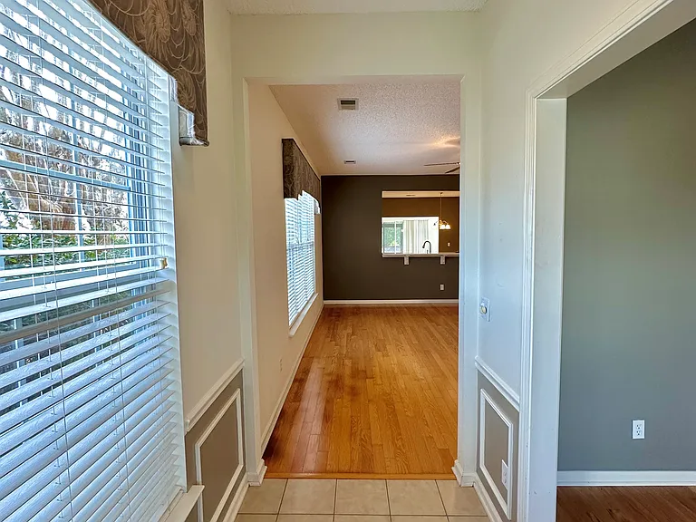 1 Pomegranate Ln — Photo 28