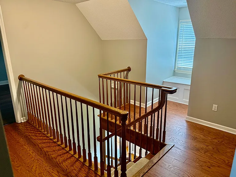 3053 Woodale Cir — Photo 8
