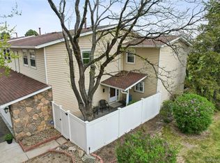 2446 S Vaughn Way APT F, Aurora, CO 80014
