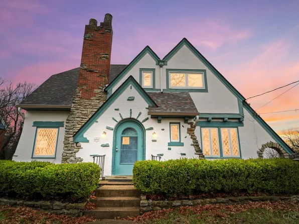 1352 Westminster Dr, Cincinnati, OH 45229