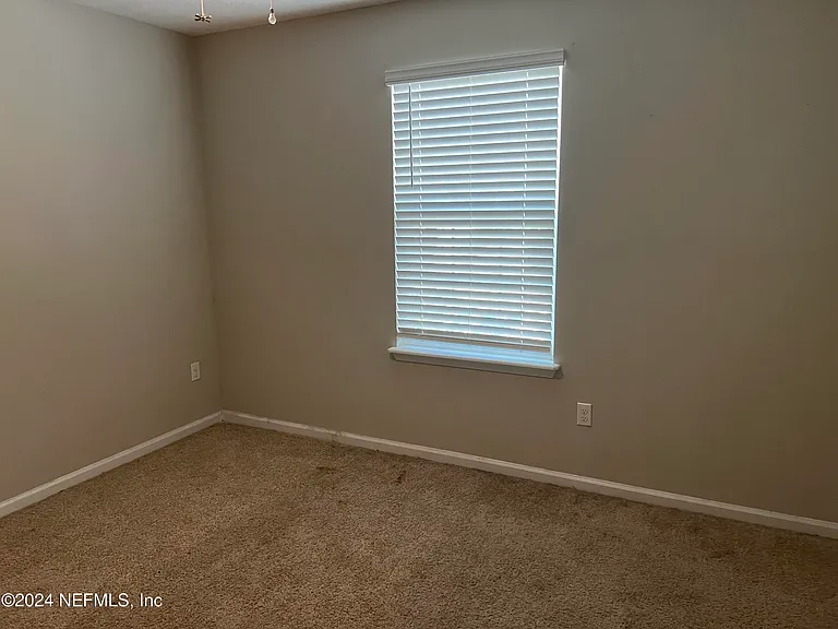 494 Northside Dr S — Photo 17