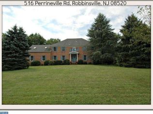 516 Perrineville Rd, Hightstown, NJ 08520