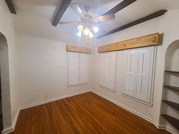 5th image of 445 Rosemont St