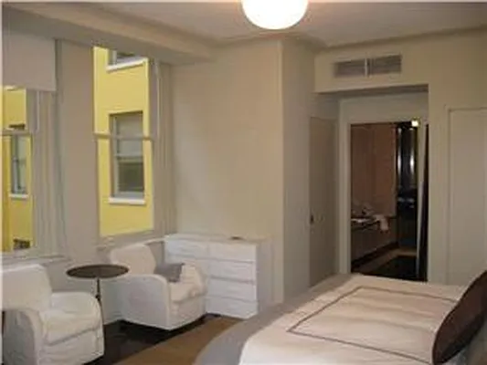 Rented by New York Residence | media 41