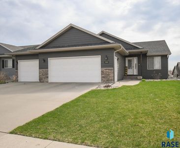 1908 S Shaw Ave, Sioux Falls, SD, 57106