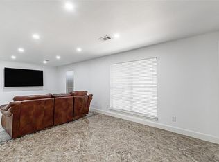 4002 Blalock Rd, Houston, TX 77080