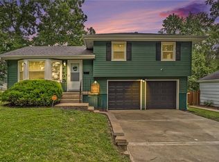 7907 Appleton Ave, Raytown, MO 64138