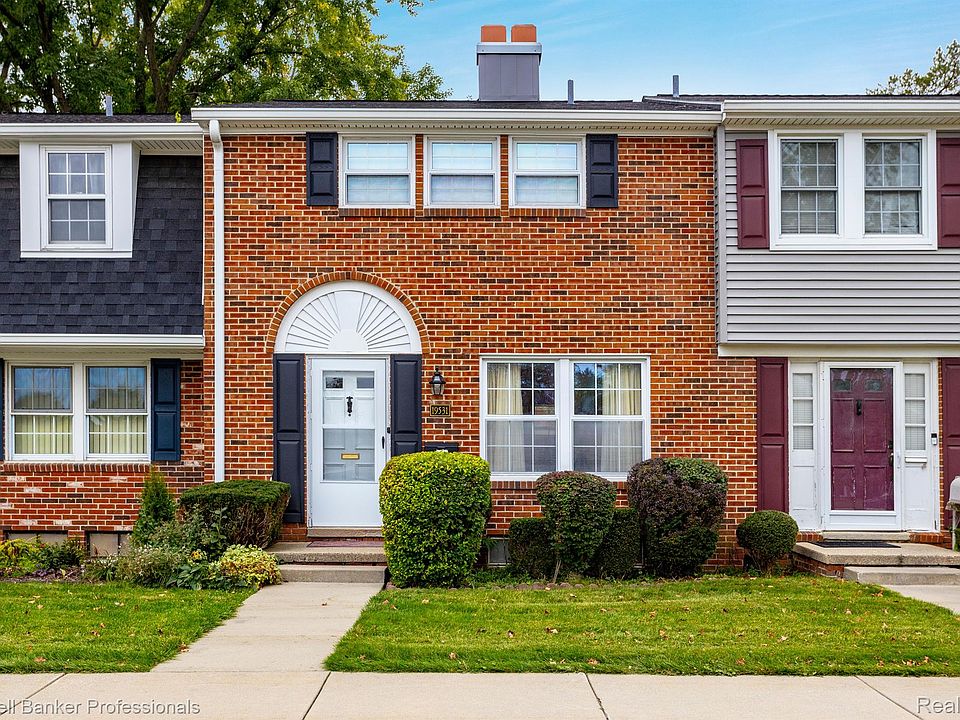 1st image of 19531 Dartmouth Pl