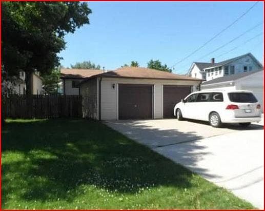 2nd image of 409 Plainfield Rd #2