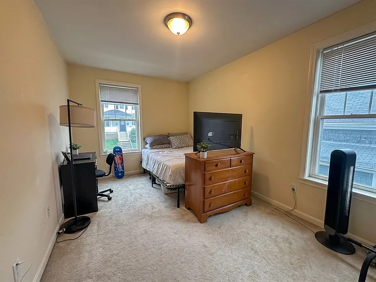 77 Faywood Ave — Photo 19