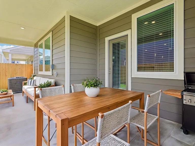 4215 Pine Springs Ct — Photo 34