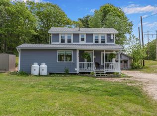 133 Middlesex Rd, Topsham, ME 04086