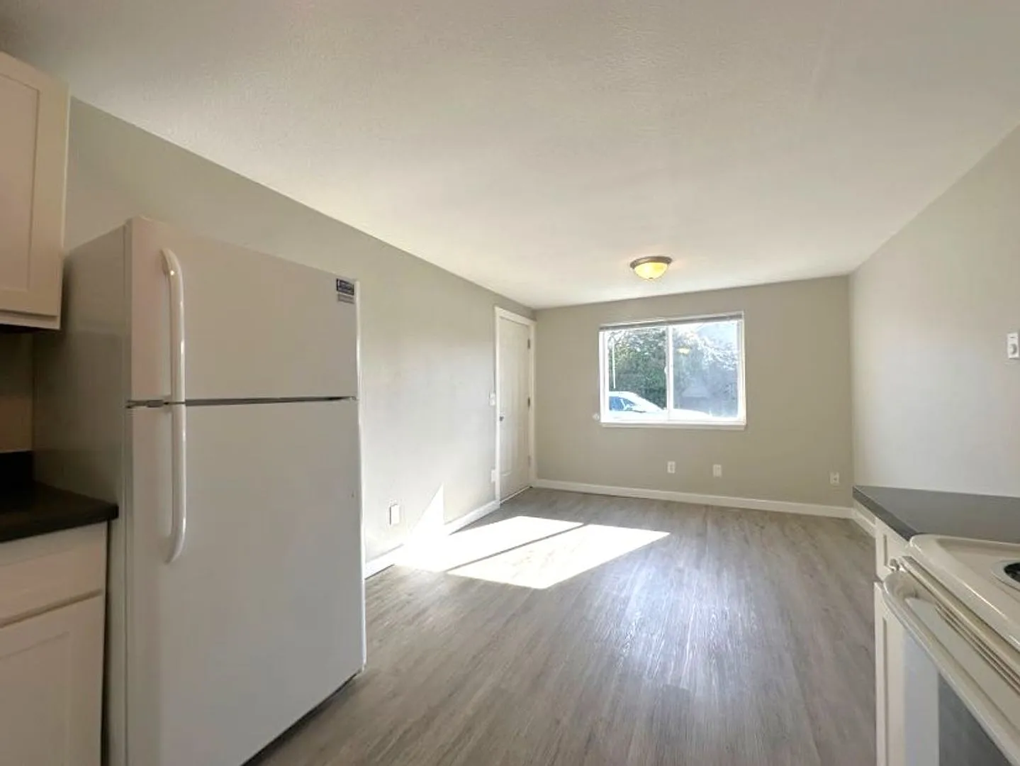 Yakima5 LLC-4849# — Photo 4