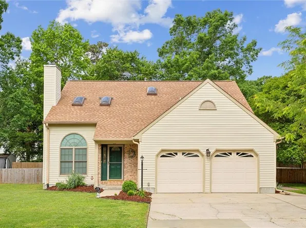 319 Peachtree Lane, Yorktown, VA 23693