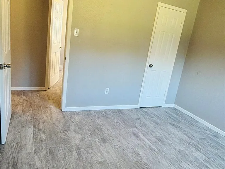 519 Magnolia Ave — Photo 17