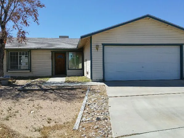 833 Janelle Ct, Ridgecrest, CA 93555