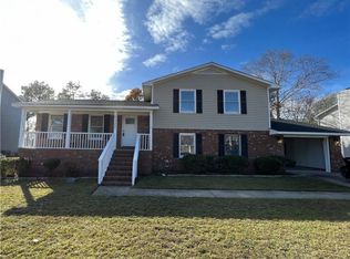 6722 Pin Oak Ln, Fayetteville, NC 28314