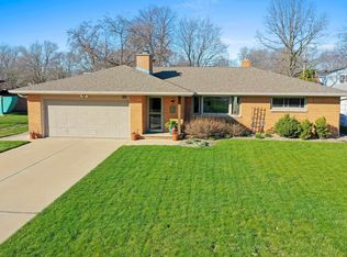 151 Vande Hei Rd, Green Bay, WI 54301