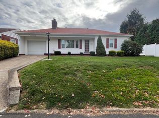 124 Mandan Rd, Clarksburg, WV 26301