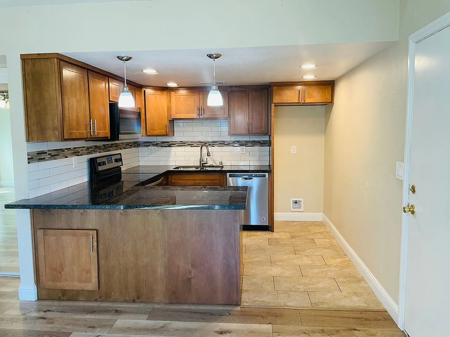 7417 Tierra Way - Fair Oaks 95628 — Photo 3