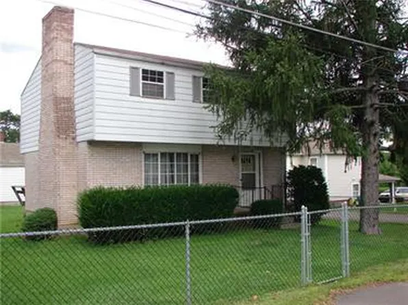 1180-1190 Lewis Ave, Coraopolis, PA 15108