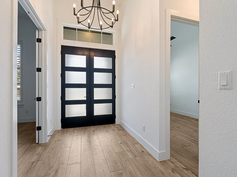 121 Running Bird Rd — Photo 4