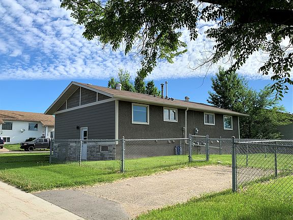3rd image of 9323 109th Ave #B