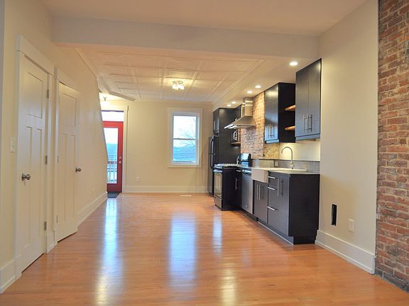 Open Living - Kitchen