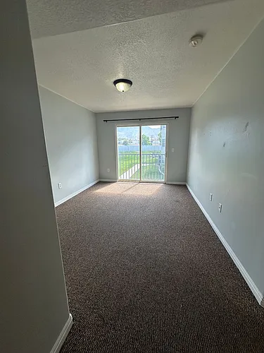 1403 S 1020 W Photo 1
