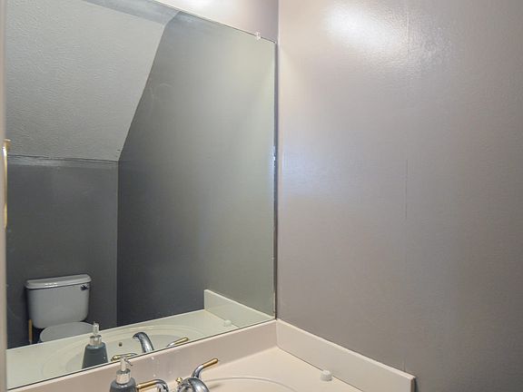 4th image of 101 Starr Ave #26