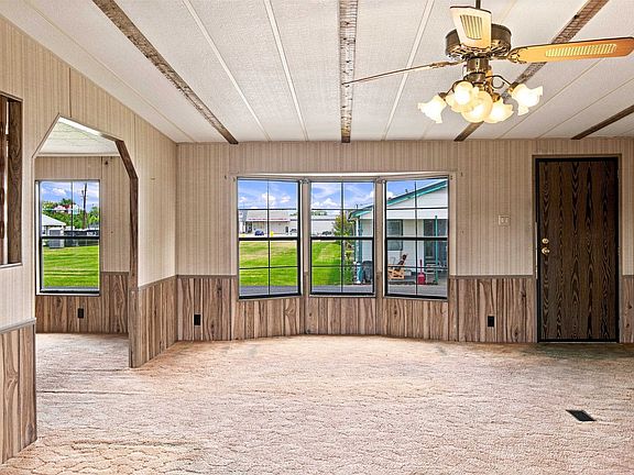 2nd image of 110 Blue Ln