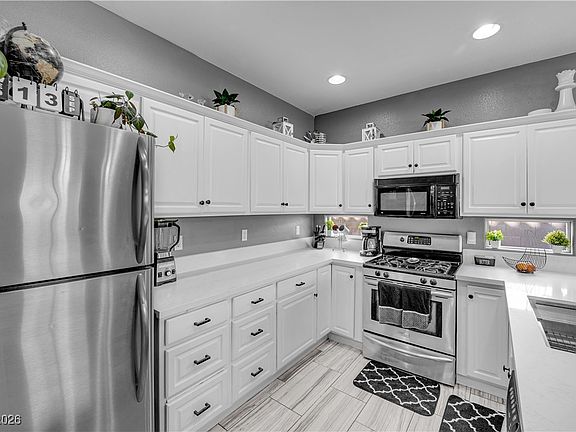 4th image of 3670 Sanucci Ct