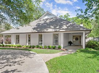 2109 Fairway Dr, Baton Rouge, LA 70809