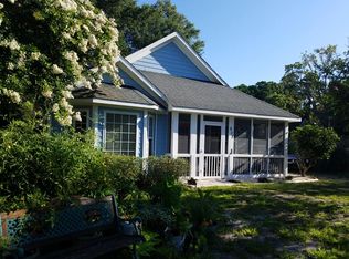 608 Spencer Farlow Dr, Carolina Beach, NC 28428