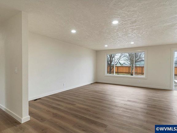 5th image of 2440 S 2nd St