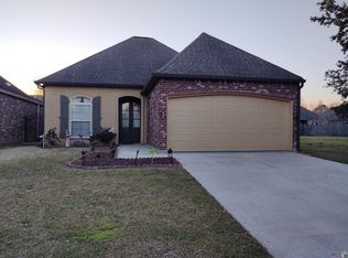 5526 Hidden Ridge Ln, Baton Rouge, LA 70816