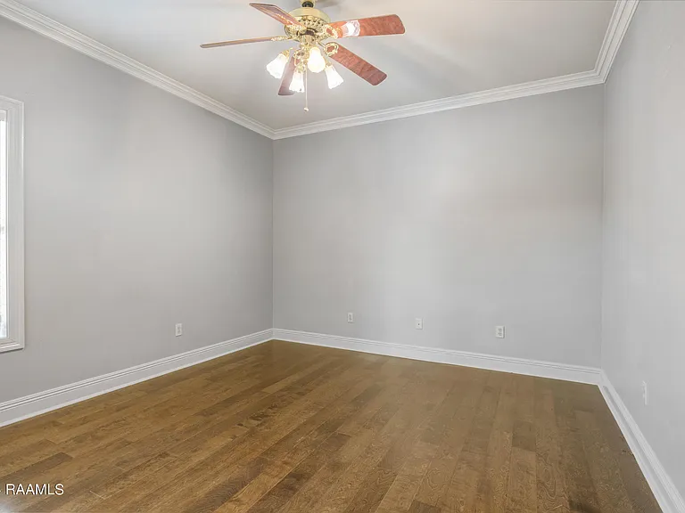 106 Anslem Dr — Photo 19