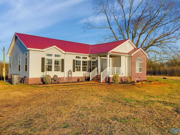 1415 County Road 460, Mount Hope, AL 35651