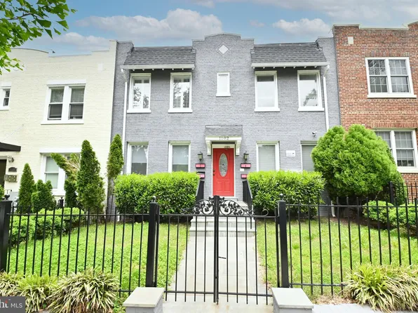 1102 Holbrook Ter NE APT 1, Washington, DC 20002