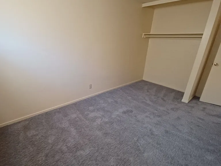 2412 Sunrise Ave #G — Photo 5