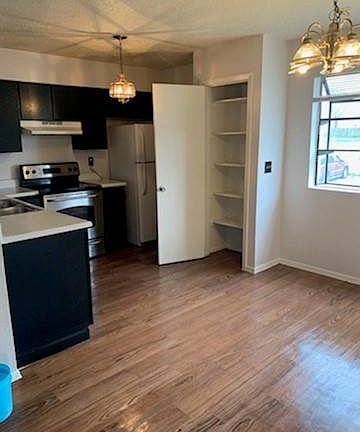 2nd image of 501 Hardin Ct APT B