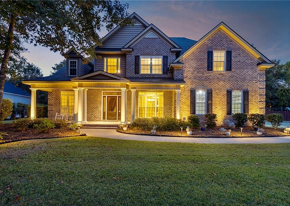 1st image of 227 Chastain Cir