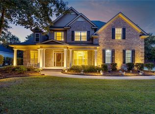 227 Chastain Cir, Richmond Hill, GA 31324