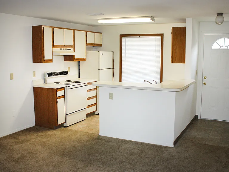 Woodhills Apartments — Photo 43