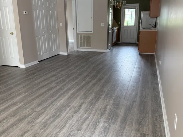 1208 Westbrook Ct, Archdale, NC 27263