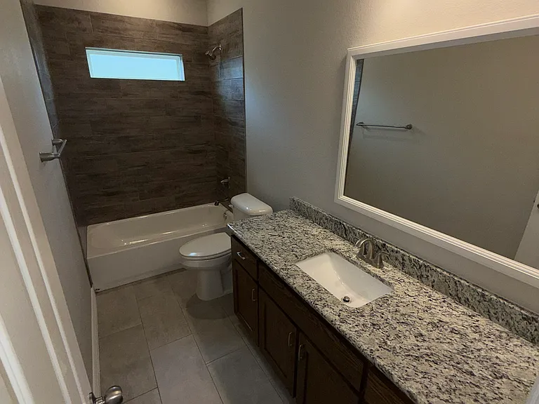 3314 Fenway Cir — Photo 9