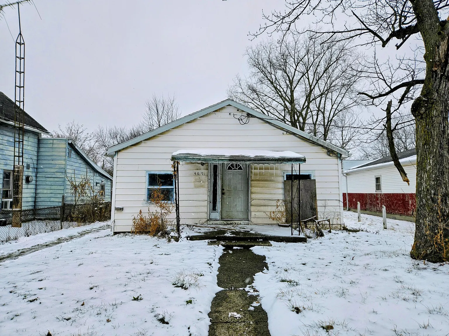 467 Jefferson St photo 1