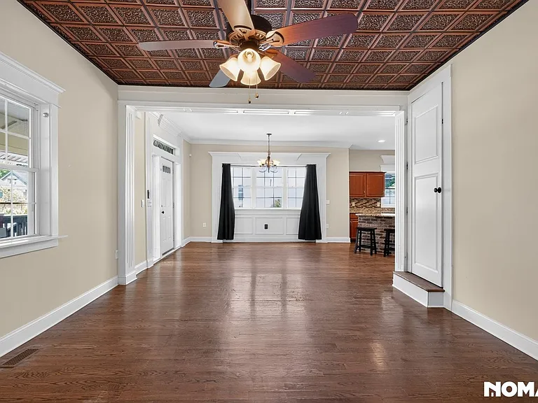1040 Sharpe Ave — Photo 5