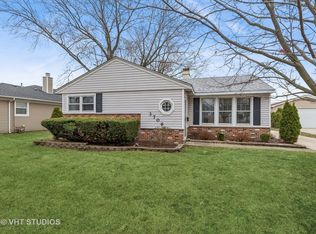 3706 Owl Dr, Rolling Meadows, IL 60008